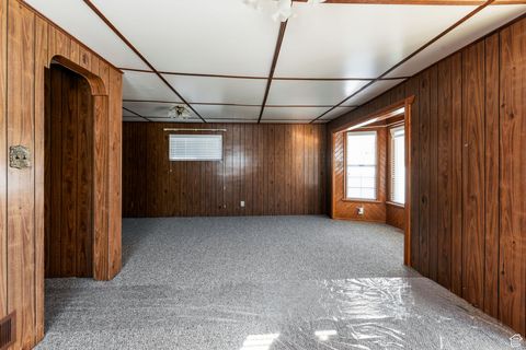 Tiny photo for 373 N 400 E, Springville, UT 84663 (MLS # 2118438)