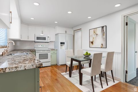 Tiny photo for 373 N 400 E, Springville, UT 84663 (MLS # 2118438)