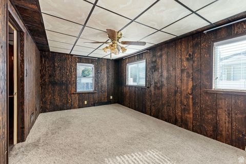 Tiny photo for 373 N 400 E, Springville, UT 84663 (MLS # 2118438)