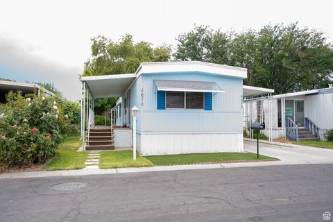 Photo of 4674 S ASPEN LN, Taylorsville, UT 84123 (MLS # 2105985)