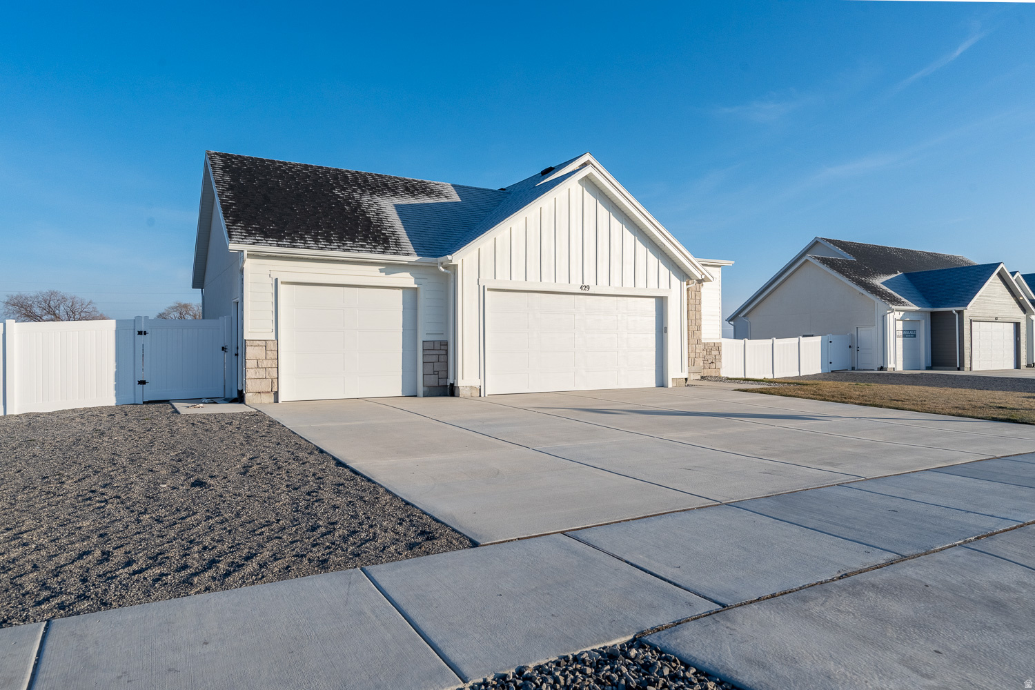 MATTHEWS MEADOWS - Residential