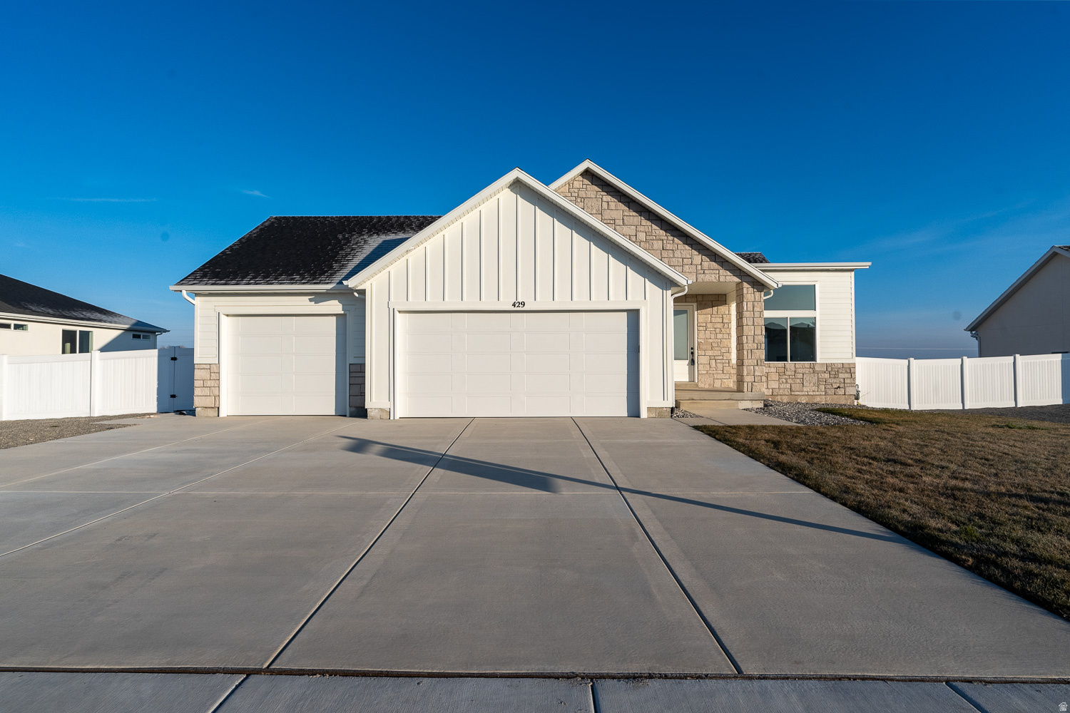 MATTHEWS MEADOWS - Residential