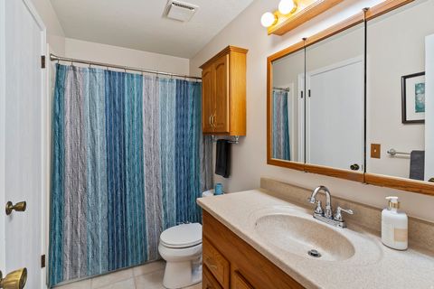 Tiny photo for 2477 N 1050 W, Clinton, UT 84015 (MLS # 2132838)