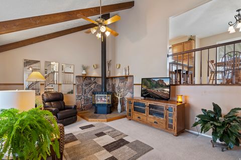 Tiny photo for 2477 N 1050 W, Clinton, UT 84015 (MLS # 2132838)