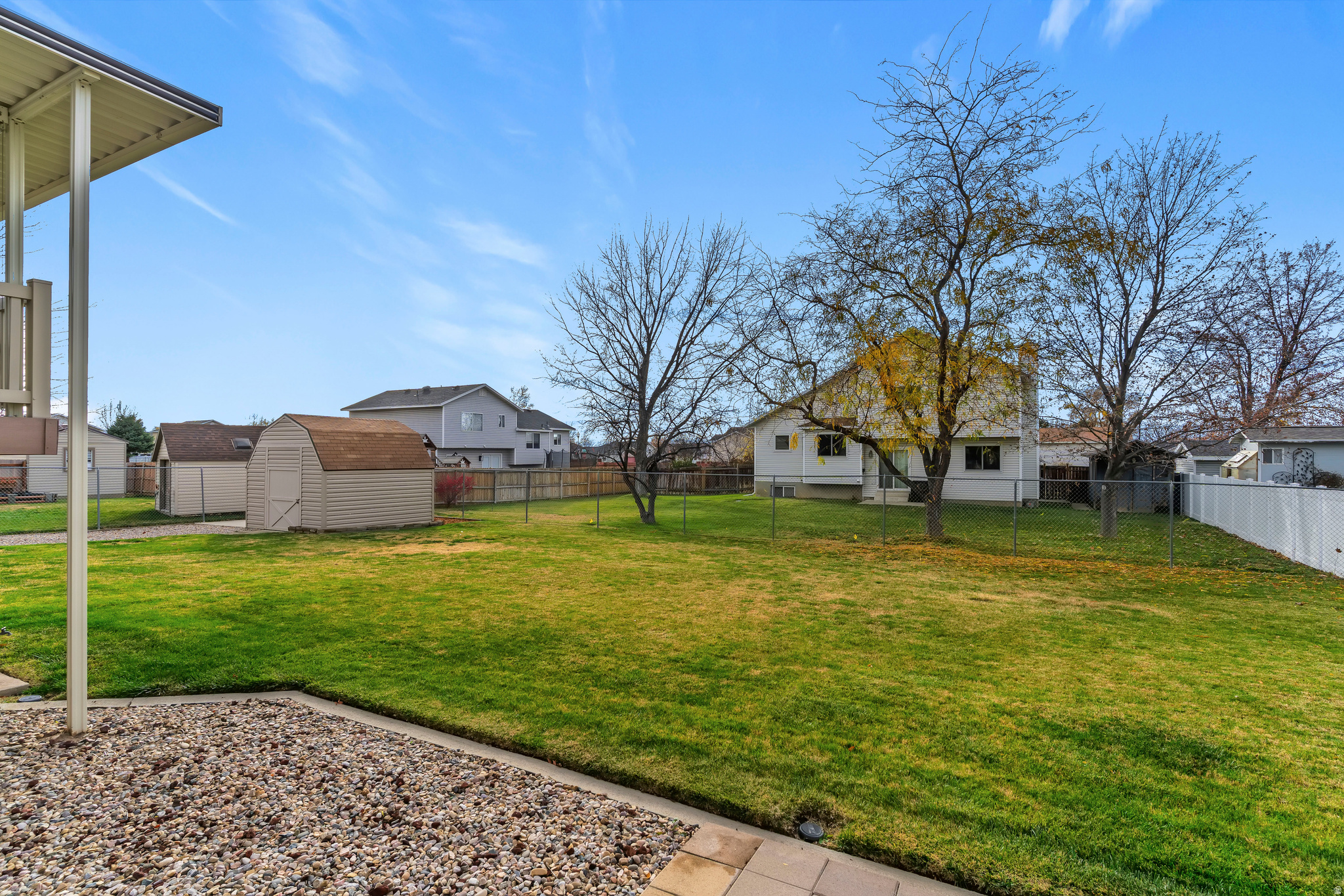 GOLDEN WEST VILLA - Residential