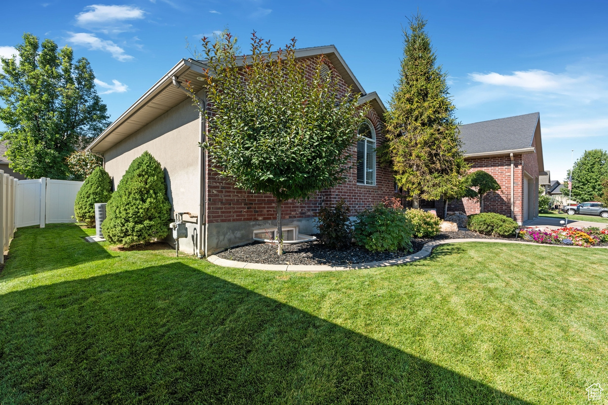 RIVER GLEN - Residential