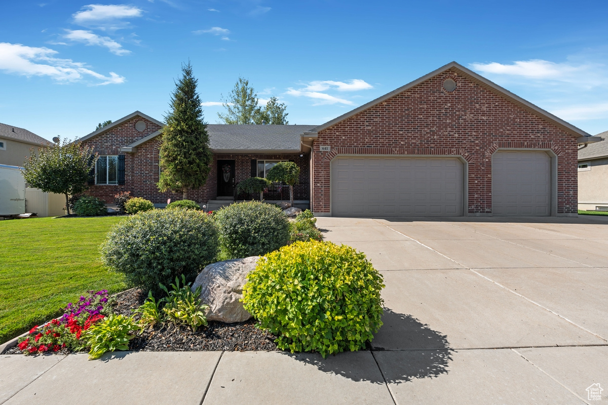 RIVER GLEN - Residential