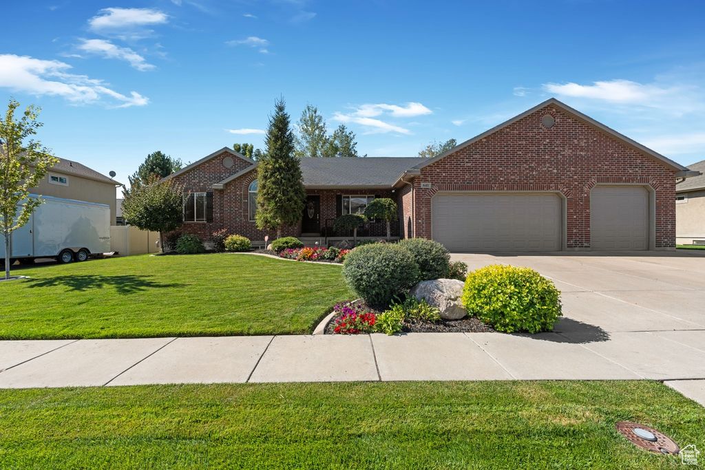 Photo of 641 W 3550 S, Riverdale, UT 84405 (MLS # 2119035)