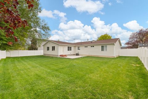 Tiny photo for 521 S 1330 W, Provo, UT 84601 (MLS # 2150922)