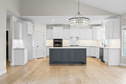 Tiny photo for 479 N 1375 E, Layton, UT 84040 (MLS # 2126798)