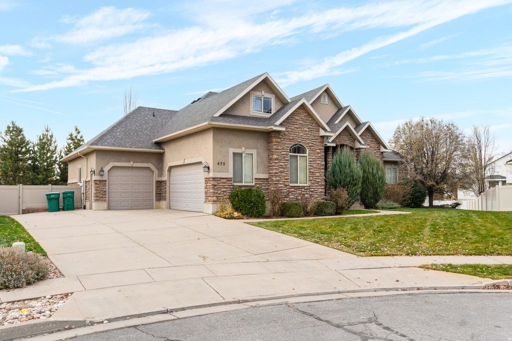 Photo of 479 N 1375 E, Layton, UT 84040 (MLS # 2126798)