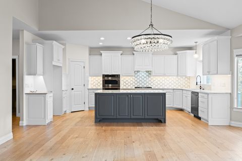 Tiny photo for 479 N 1375 E, Layton, UT 84040 (MLS # 2126798)