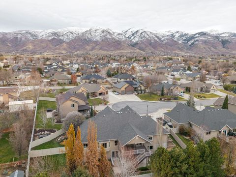 Tiny photo for 479 N 1375 E, Layton, UT 84040 (MLS # 2126798)