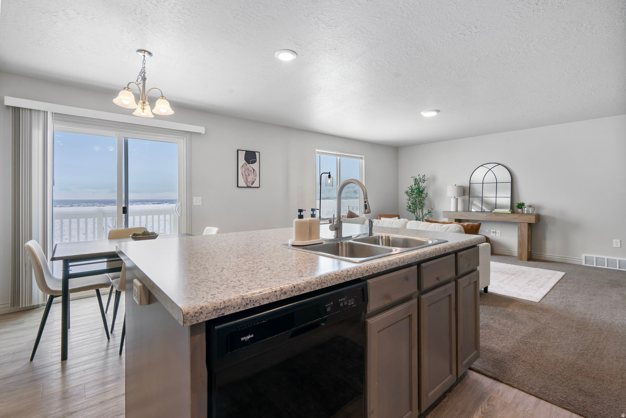 SUNSET ESTATES - Residential