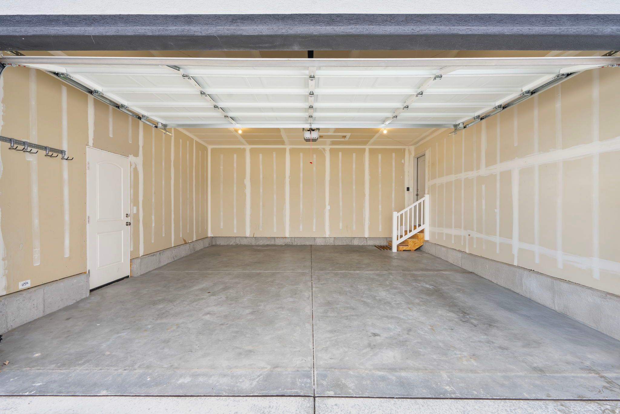 SUNSET ESTATES - Residential