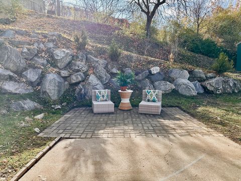 Tiny photo for 324 E 750 S, Farmington, UT 84025 (MLS # 2124536)