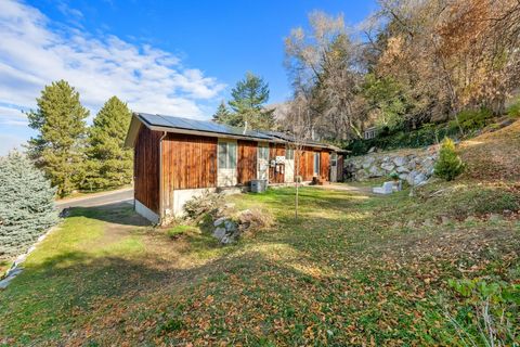 Tiny photo for 324 E 750 S, Farmington, UT 84025 (MLS # 2124536)