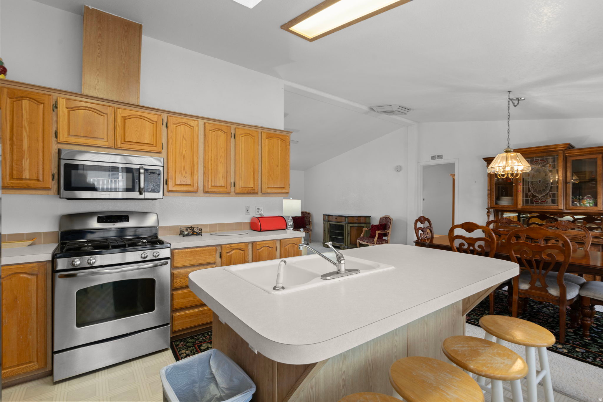 LAKE VIEW ESTATES - Residential