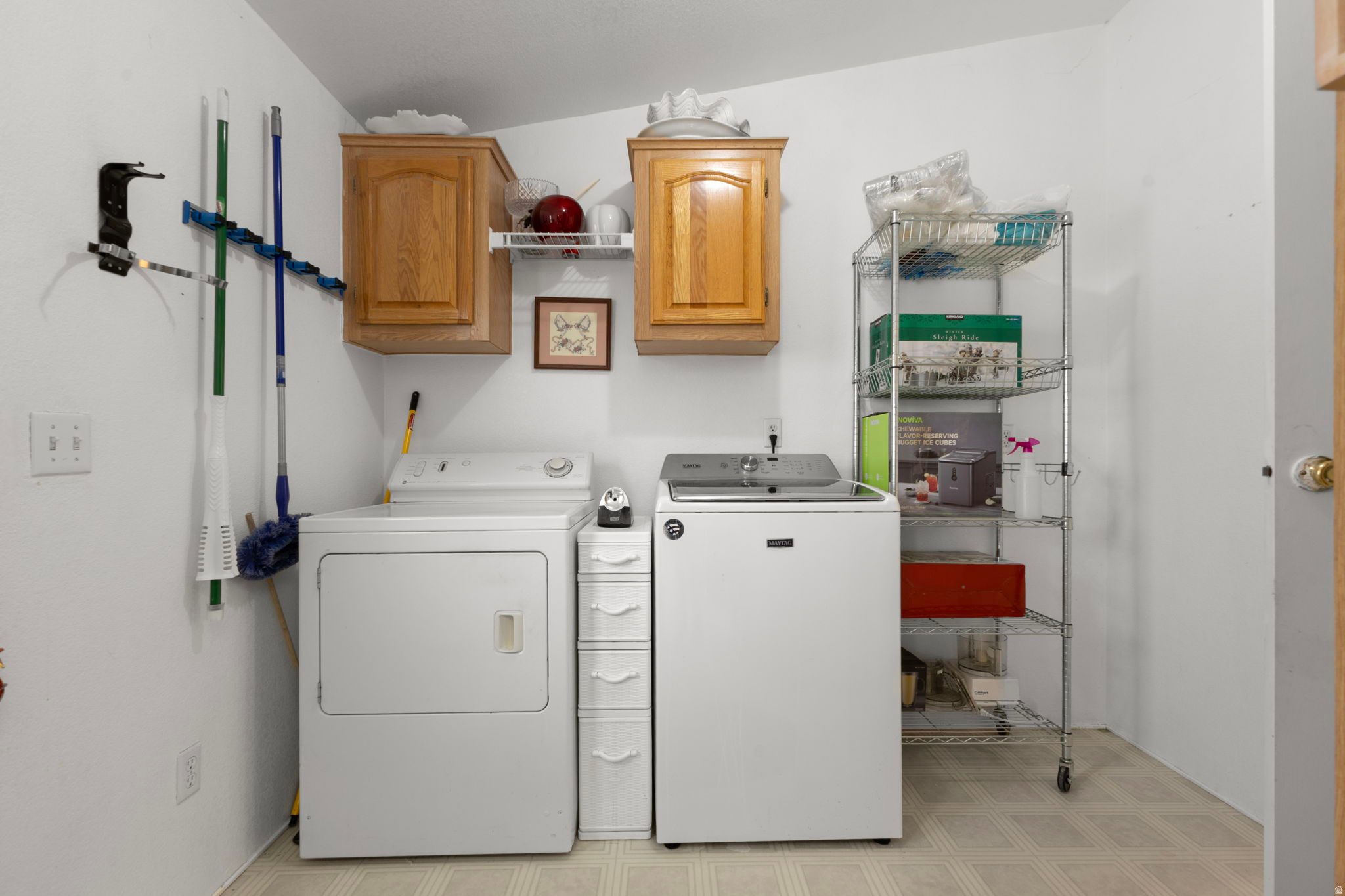 LAKE VIEW ESTATES - Residential