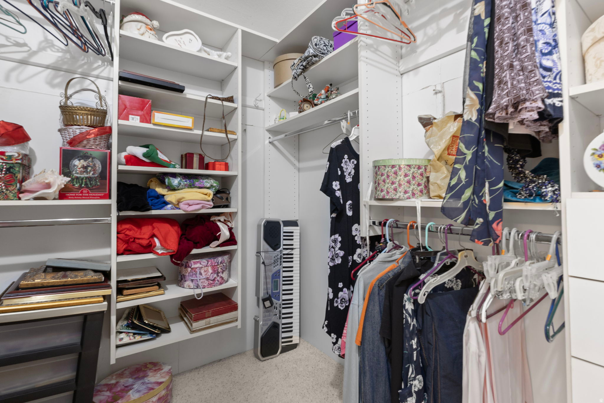 LAKE VIEW ESTATES - Residential