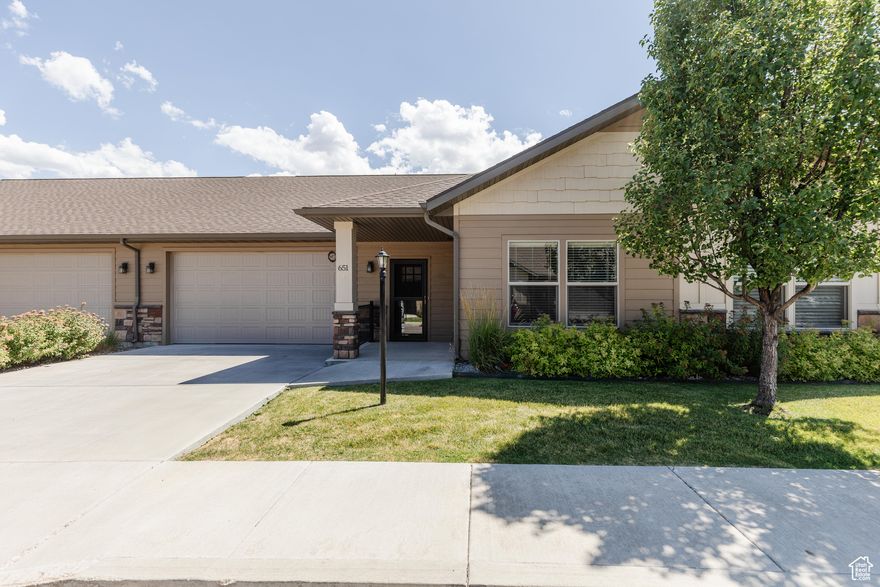 Great home in 55+ community. This well taken care of home has 2 bedrooms, a den/office and two full bathrooms. You'll love the Huge open living space that opens up to a covered patio outside. Attached two car garage. Quiet neighborhood close to shopping.