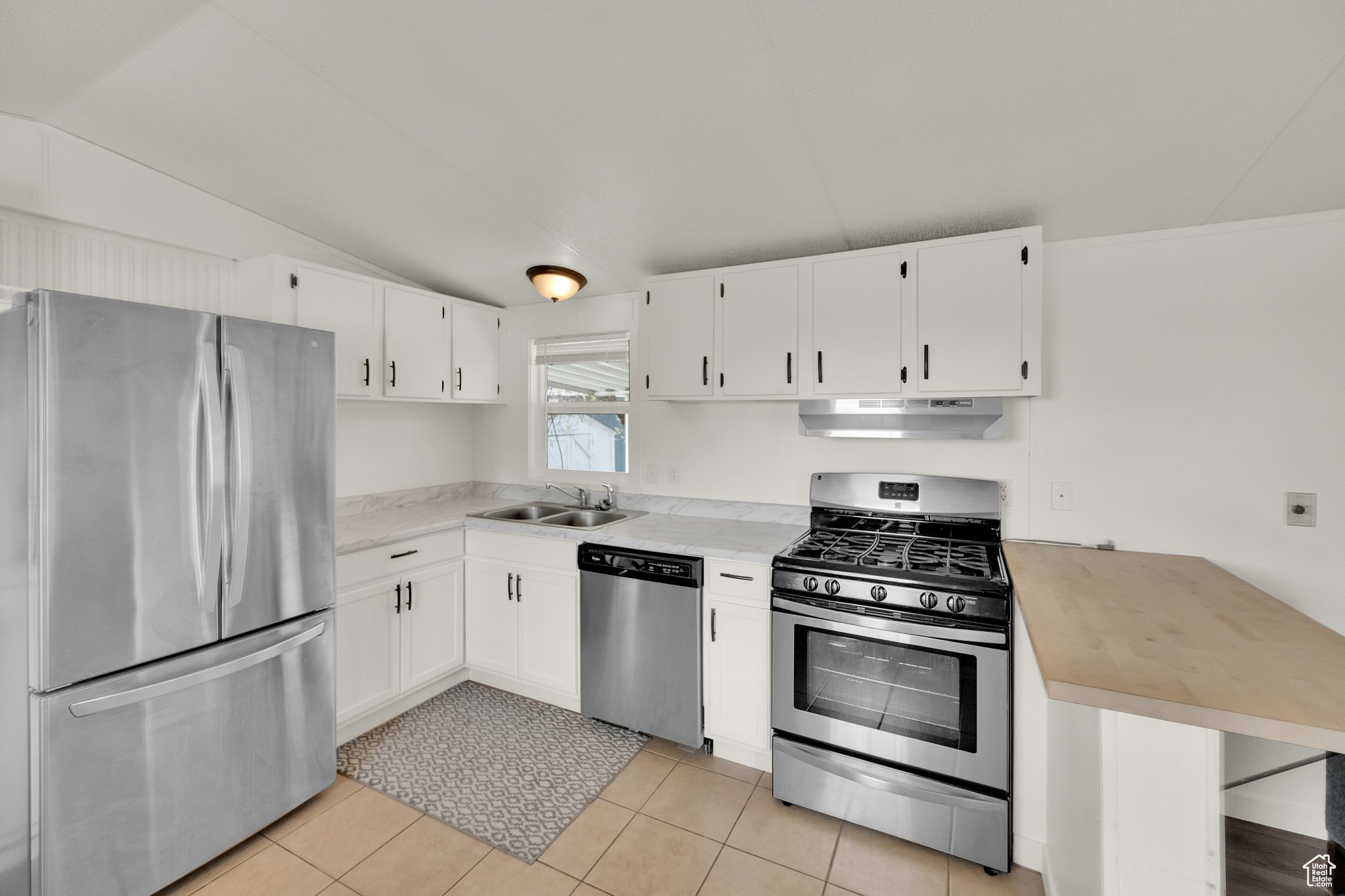 833 W Mt Tuscarora Dr, Taylorsville, Utah image 16