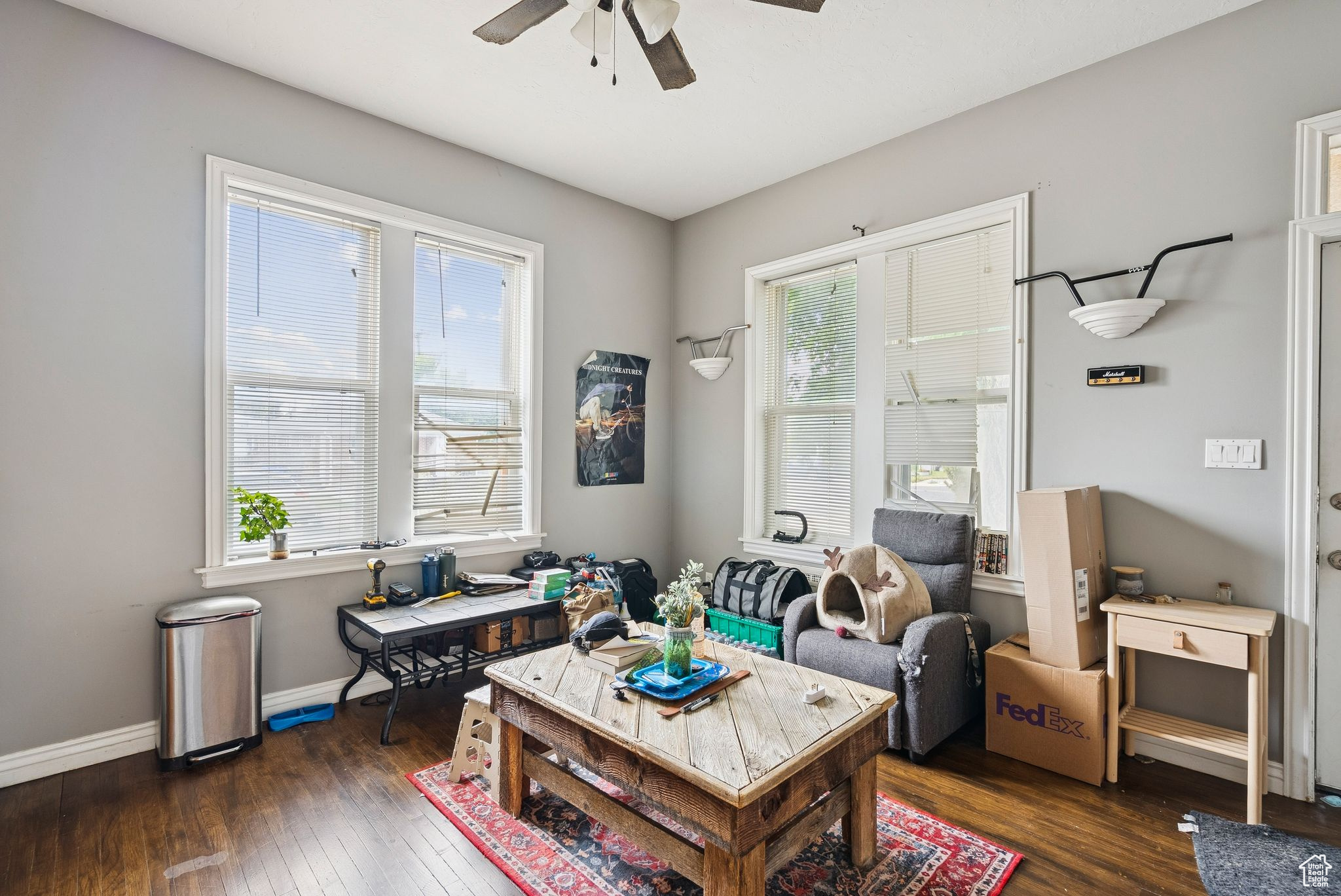 MAXWELL'S - Residential Income