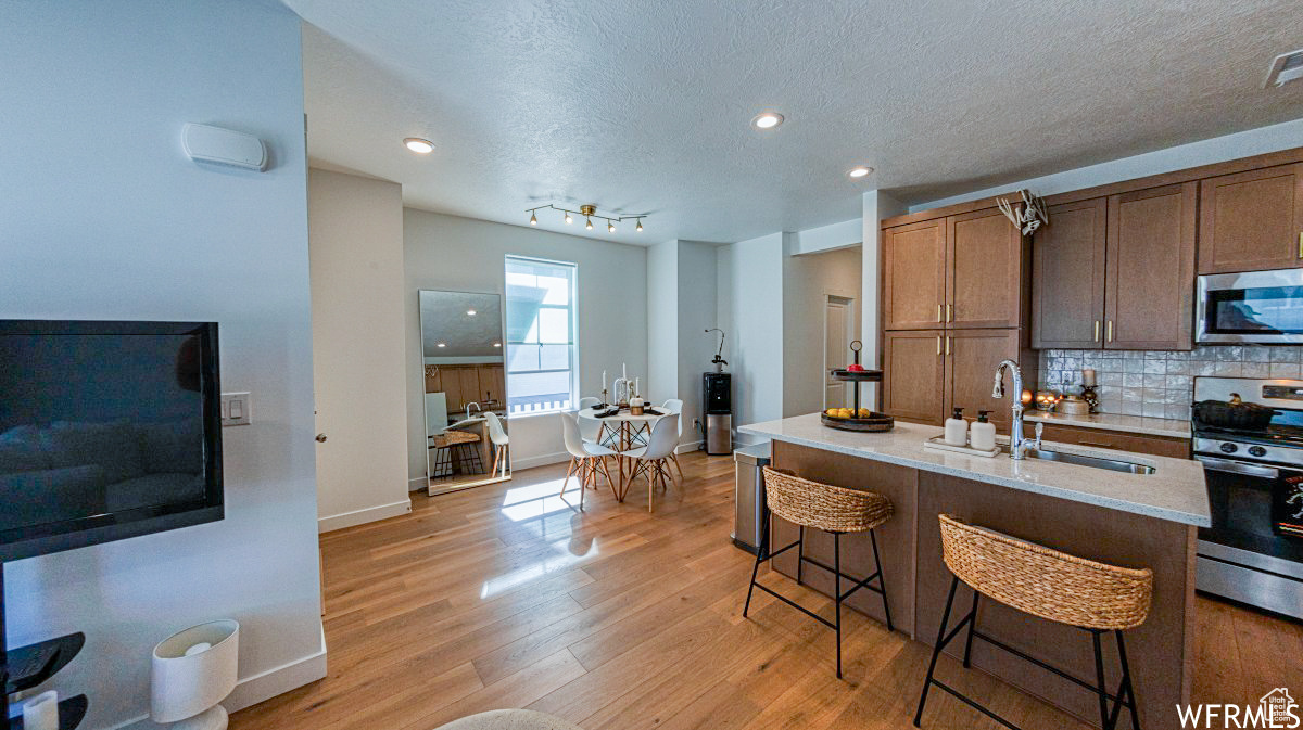 6654 W Skip Rock Rd, South Jordan, Utah image 17