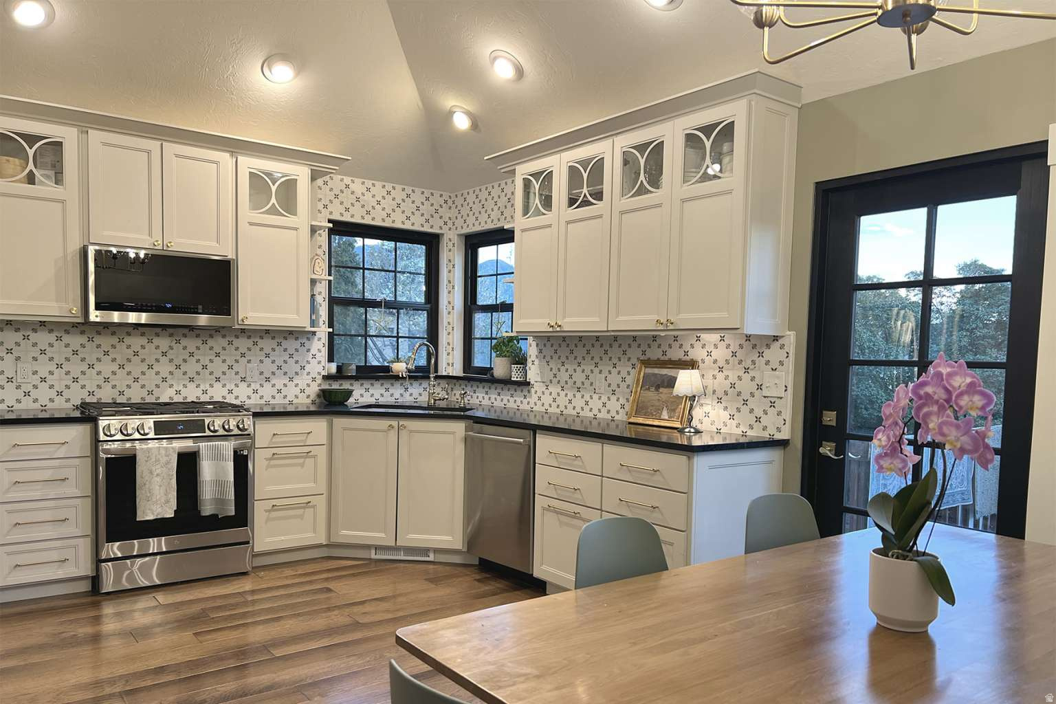 HARMONY DRIVE - Residential