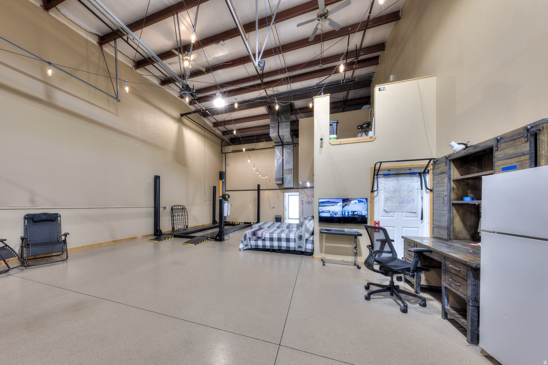 SUBDIVISION - Commercial Sale