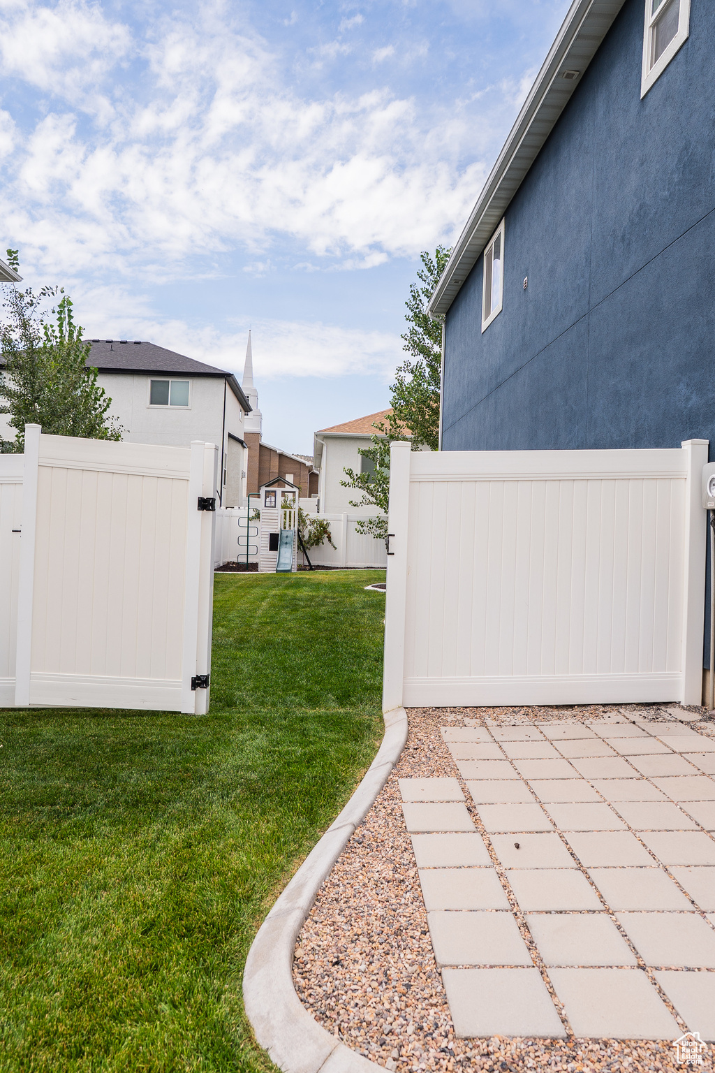 SILVERLAKE - Residential