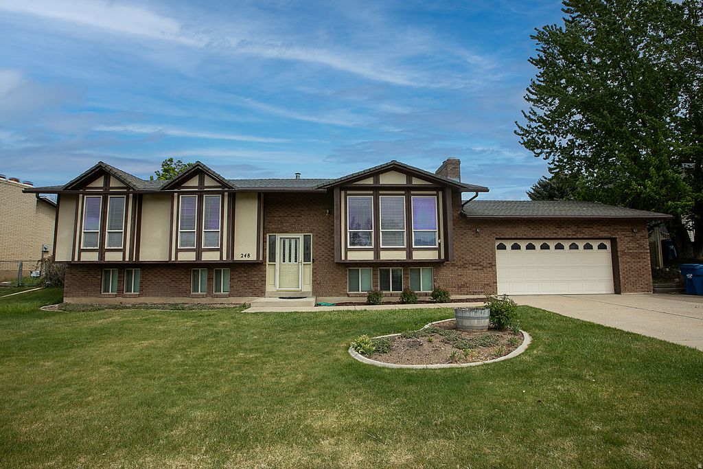 Photo of 248 W 5450 S, Washington Terrace, UT 84405 (MLS # 2153514)