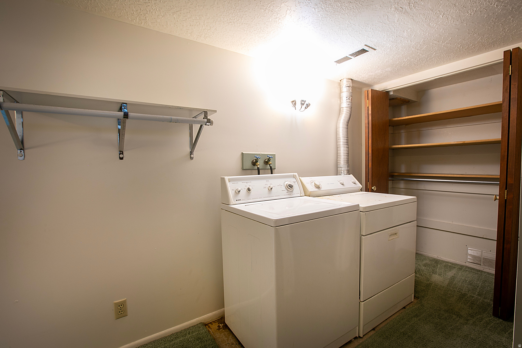 SOUTHRIDGE - Residential