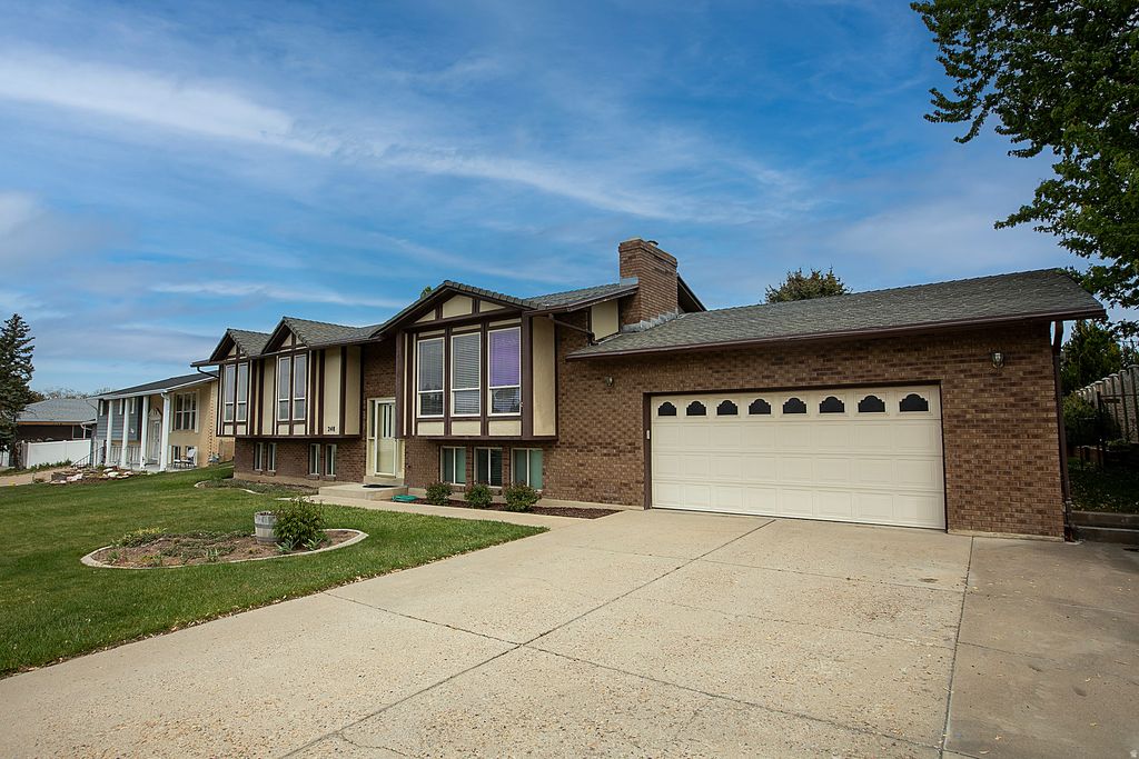 Photo of 248 W 5450 S, Washington Terrace, UT 84405 (MLS # 2153514)
