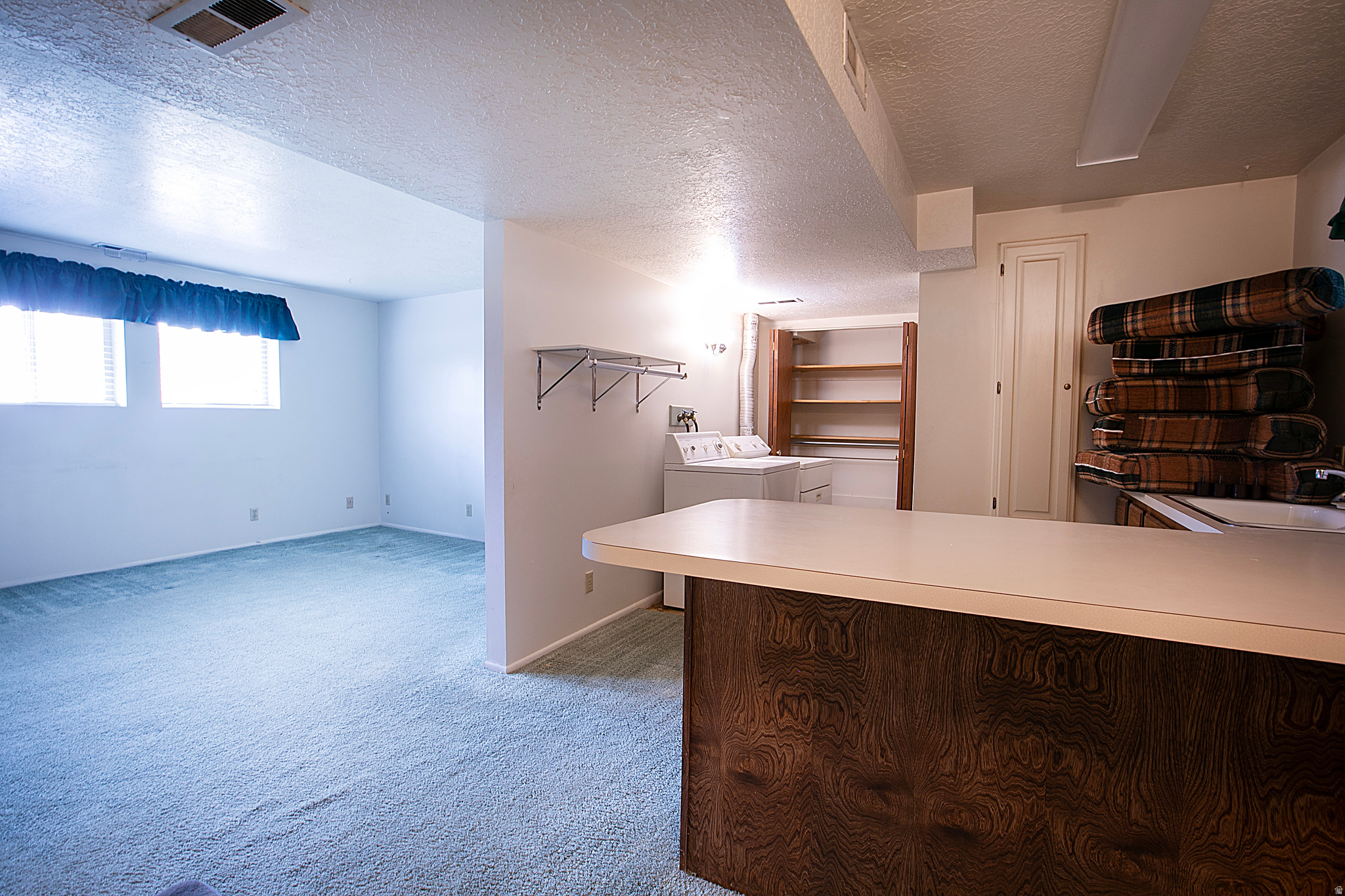 SOUTHRIDGE - Residential