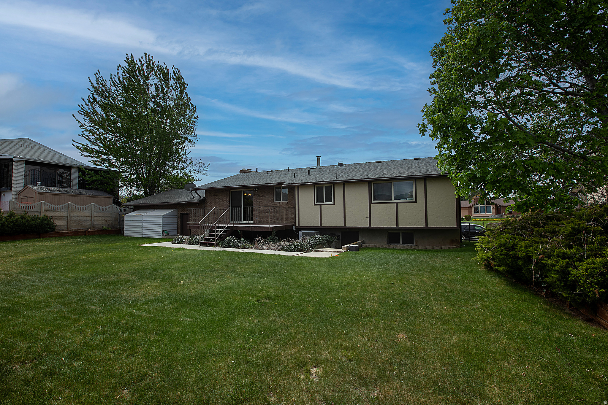 SOUTHRIDGE - Residential