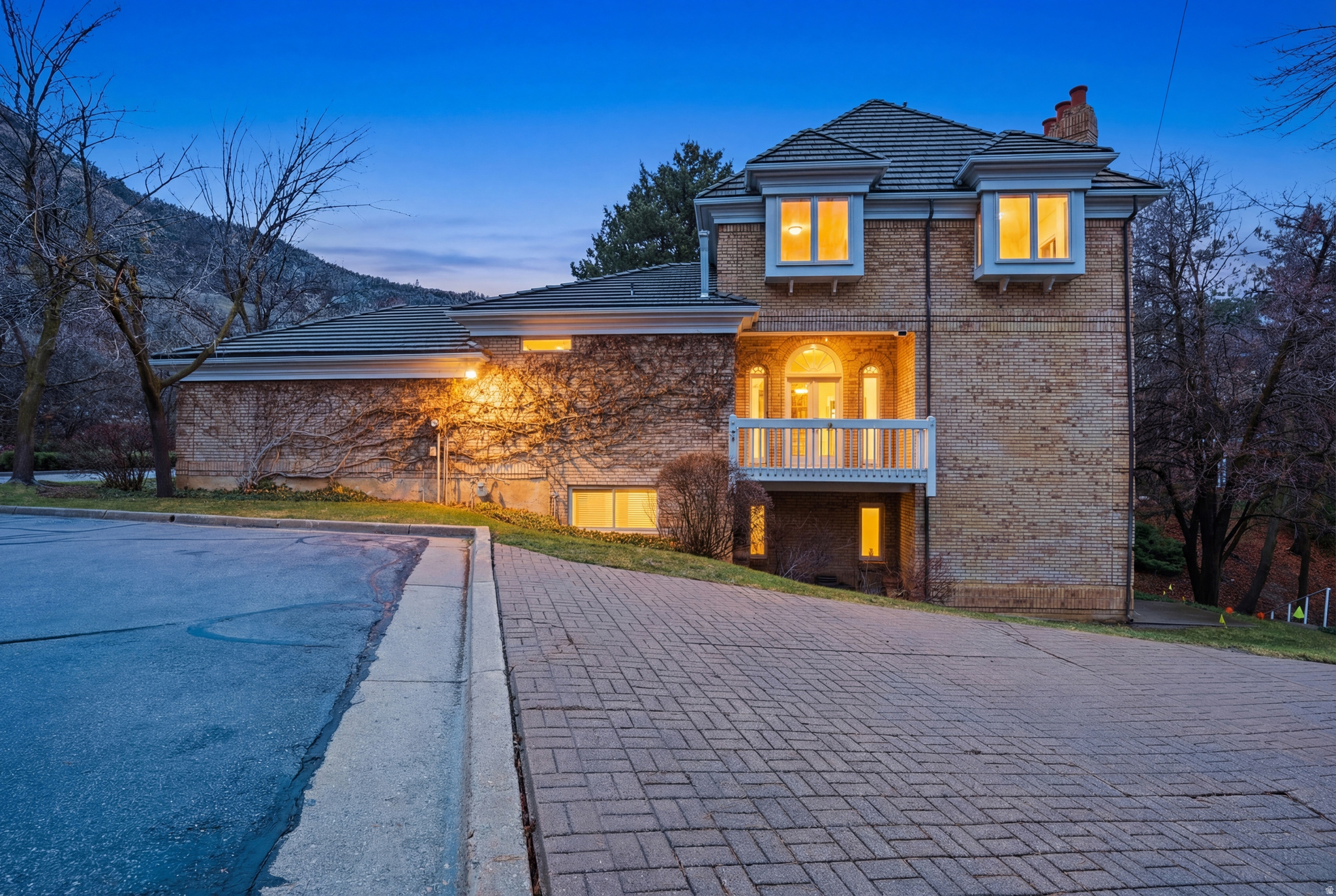 THE VILLAS LA MONTAGNE P U D - Residential