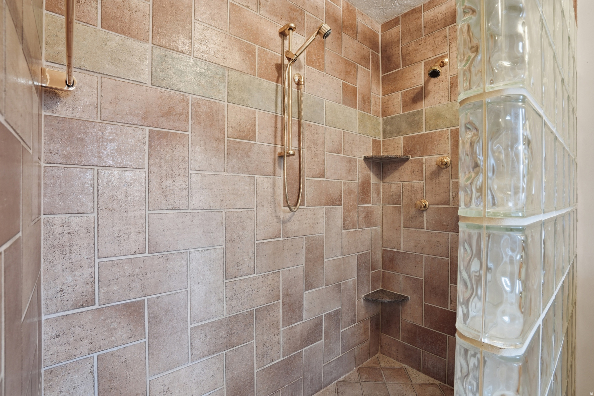 THE VILLAS LA MONTAGNE P U D - Residential