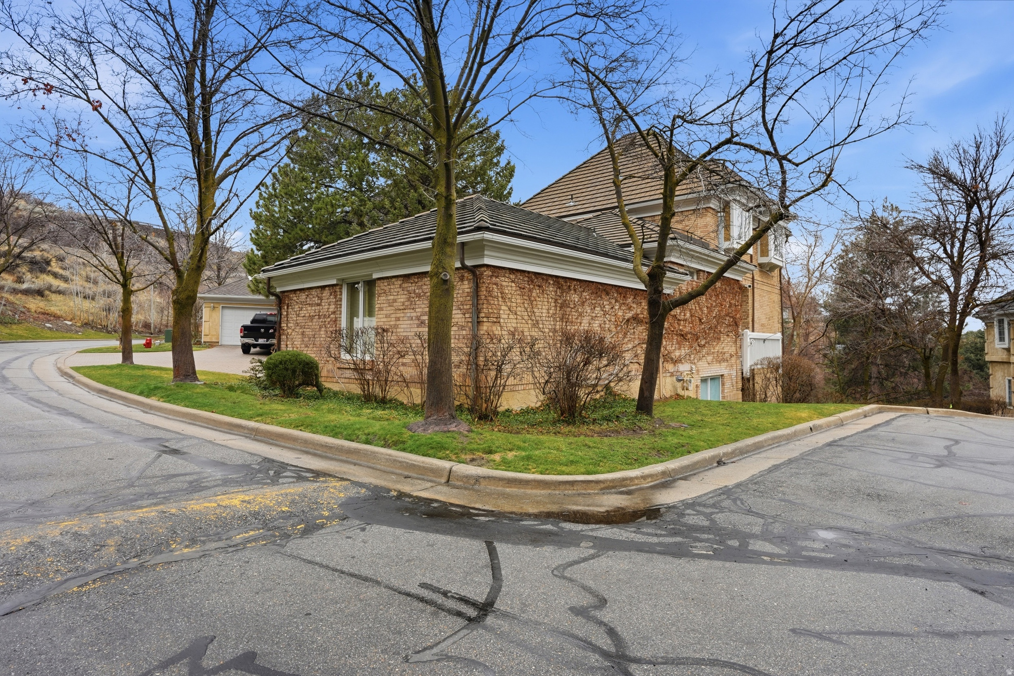 THE VILLAS LA MONTAGNE P U D - Residential