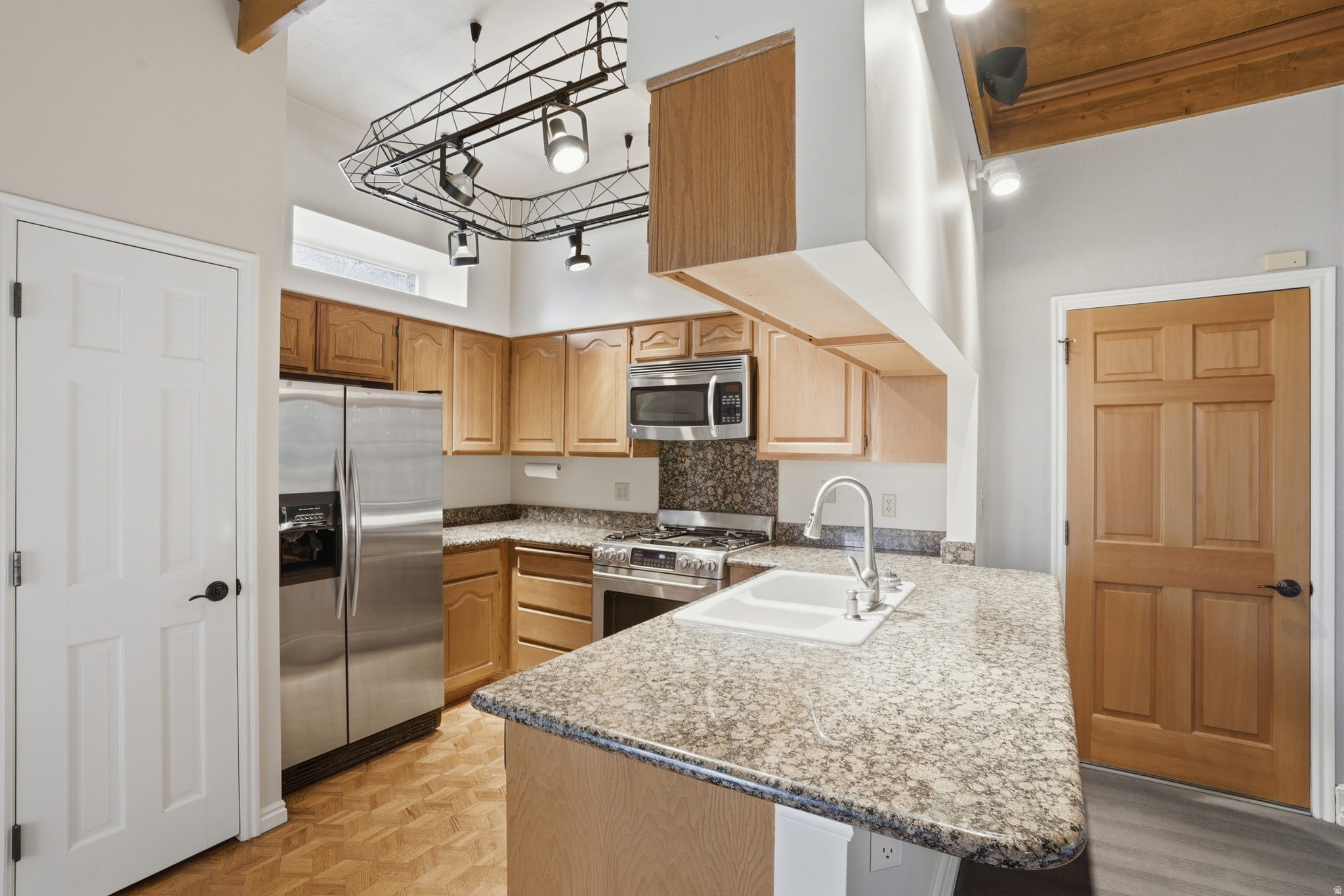 THE VILLAS LA MONTAGNE P U D - Residential