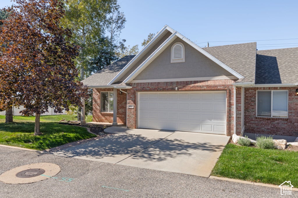 Photo of 661 N 1340 E, Fruit Heights, UT 84037 (MLS # 2190390)