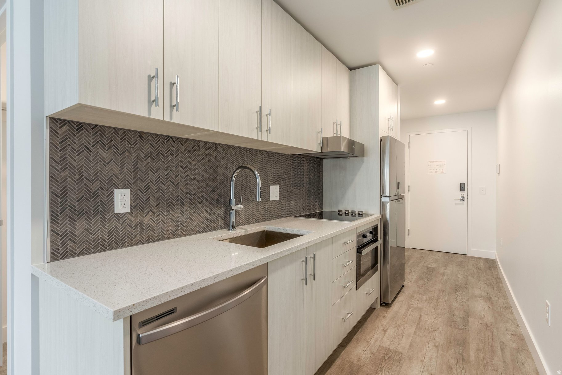 PIOCHE VILLAGE - Residential