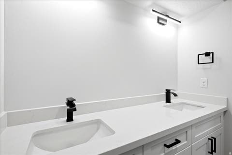 Tiny photo for 460 E 400 N, Payson, UT 84651 (MLS # 2174099)