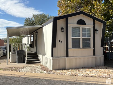 Photo of 220 E 1100 N #42, North Salt Lake, UT 84054 (MLS # 2192967)