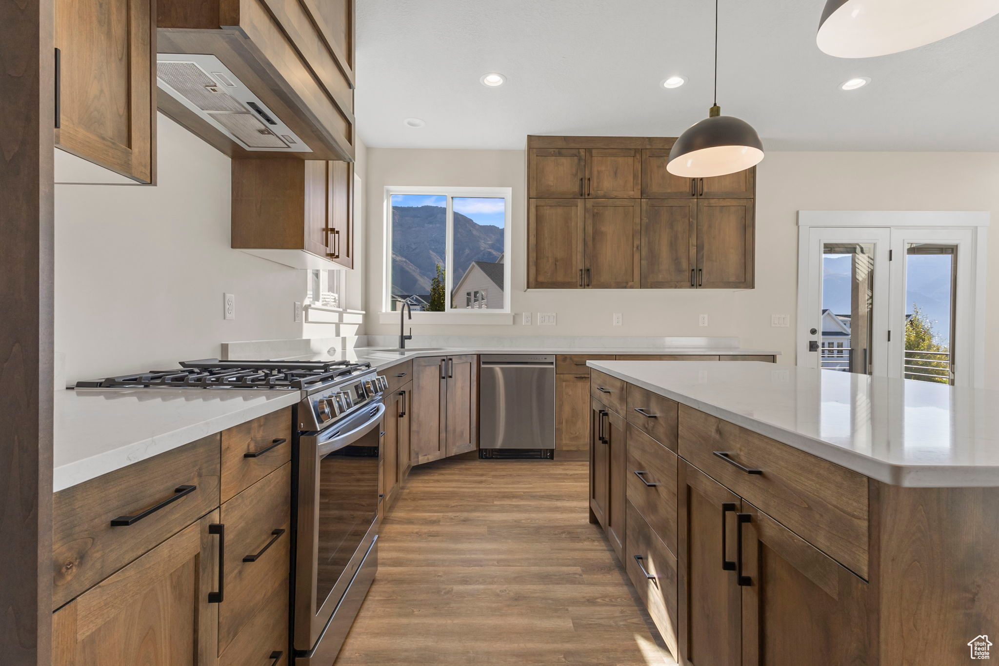 VALLEY VIEW ESTATES - Residential