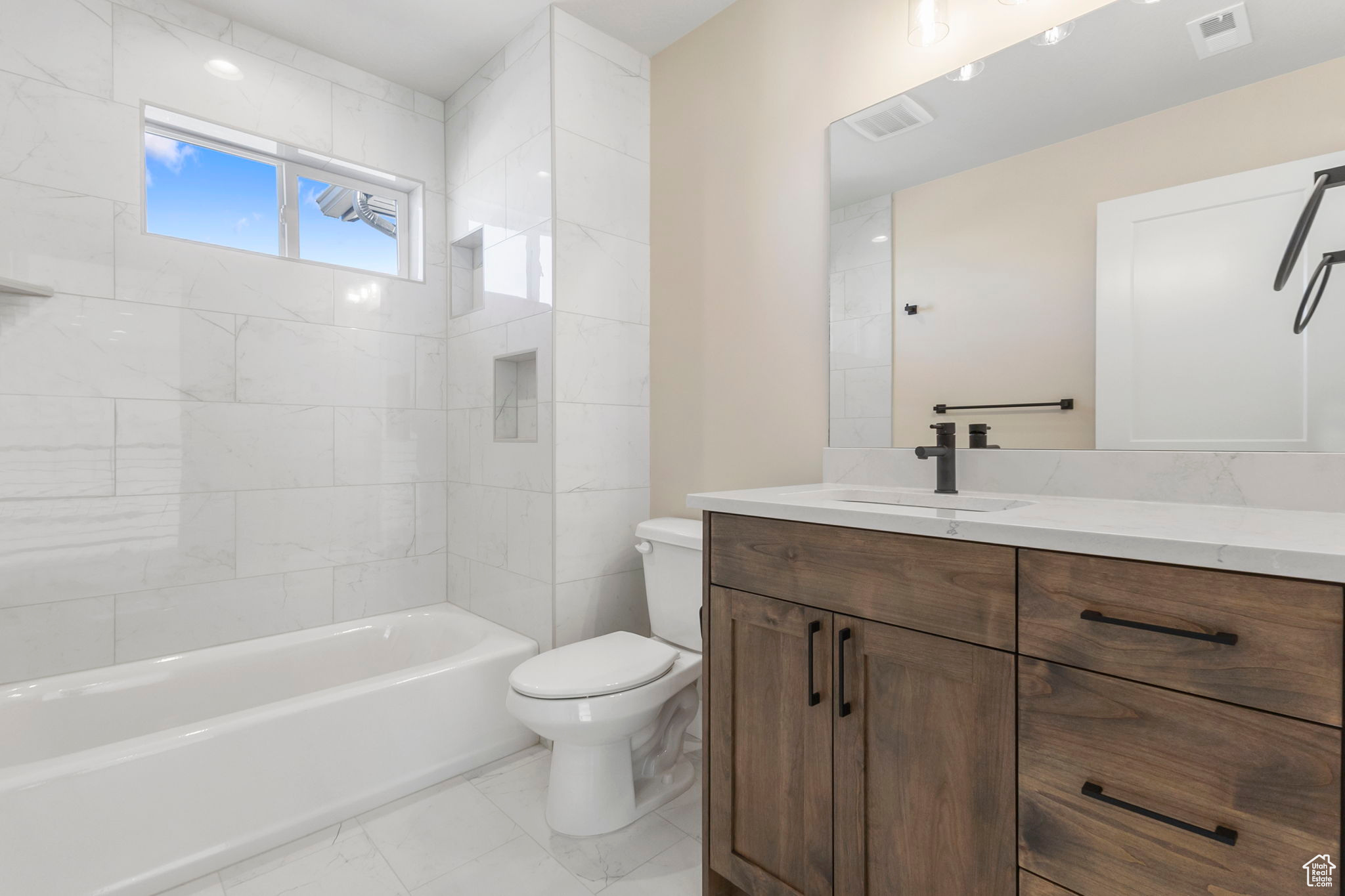 VALLEY VIEW ESTATES - Residential