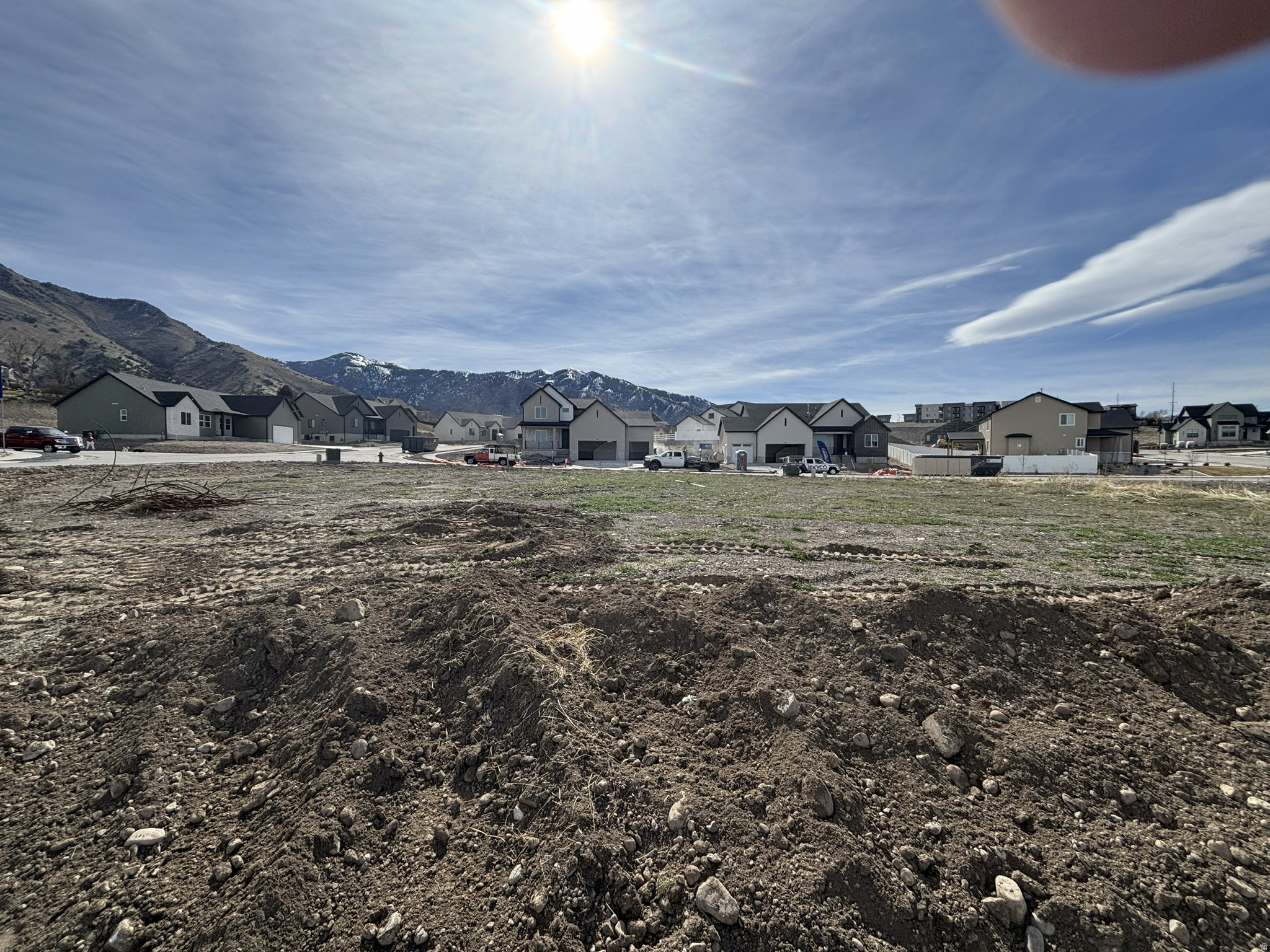 MOUNTAINSIDE ESTATES - Land