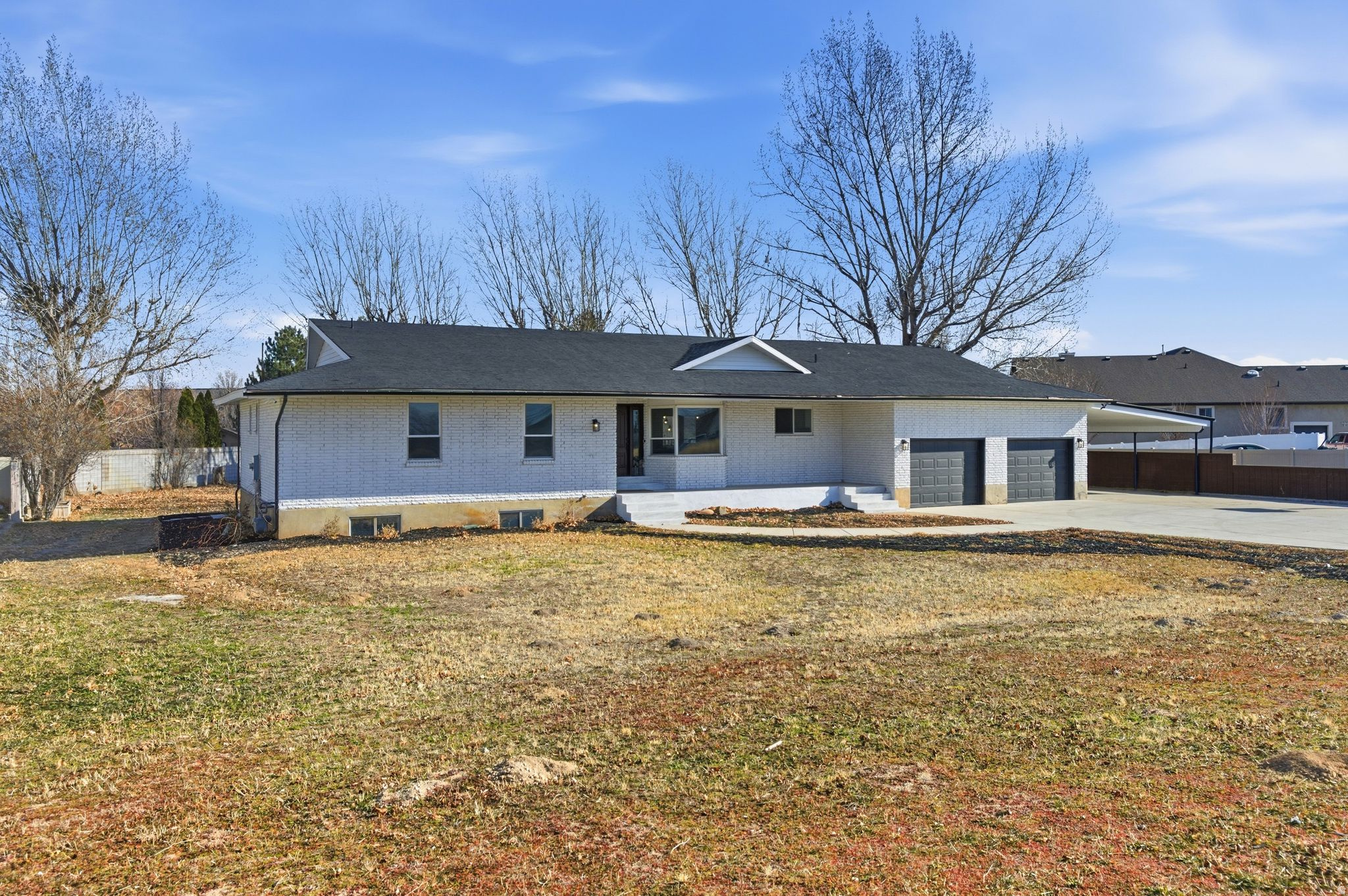 SUNNY RIDGE - Residential