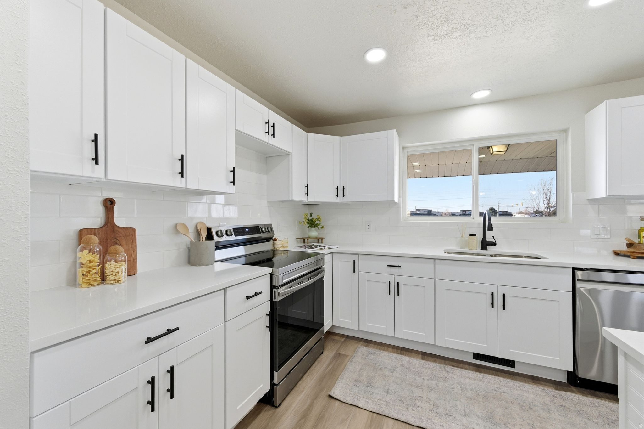 SUNNY RIDGE - Residential