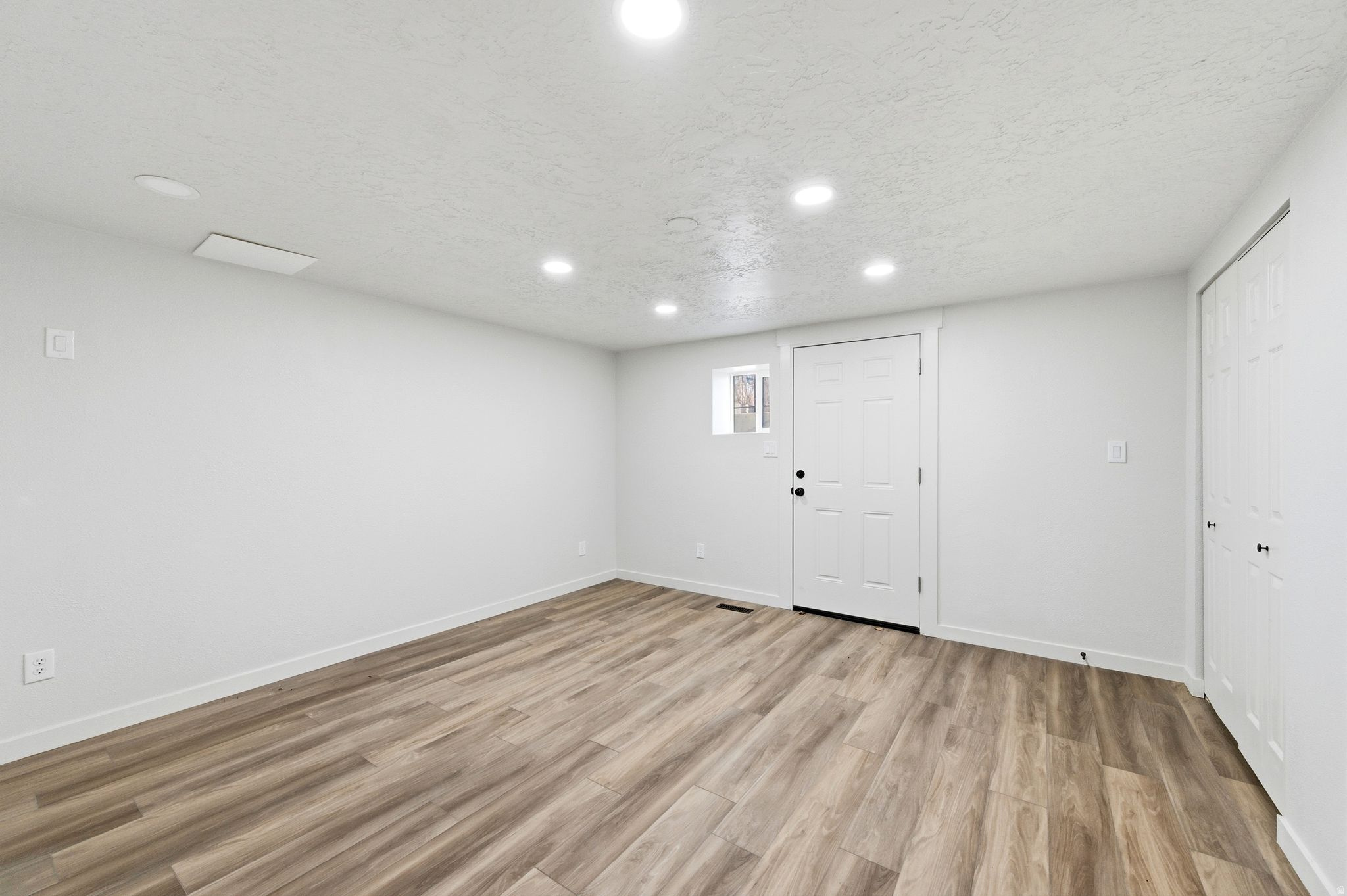 SUNNY RIDGE - Residential